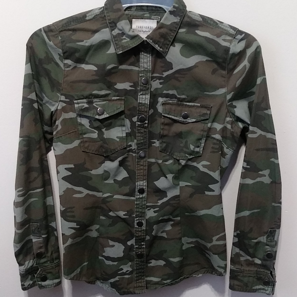 Forever 21 Camo shirt
